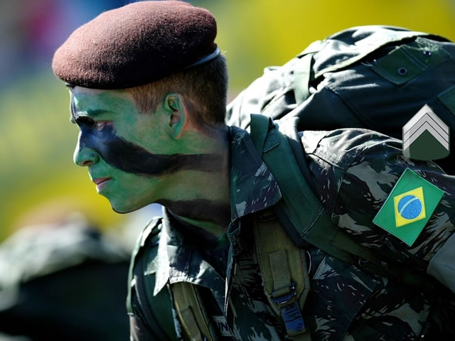 Concursos militares são uma opção em tempos de desemprego alto