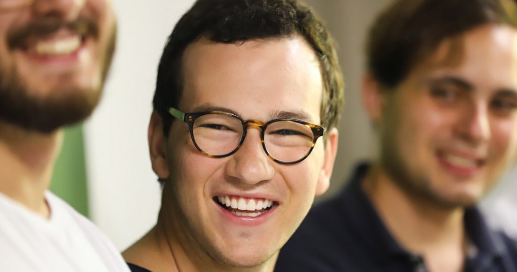 Jovens mentores e empreendedores de sucesso