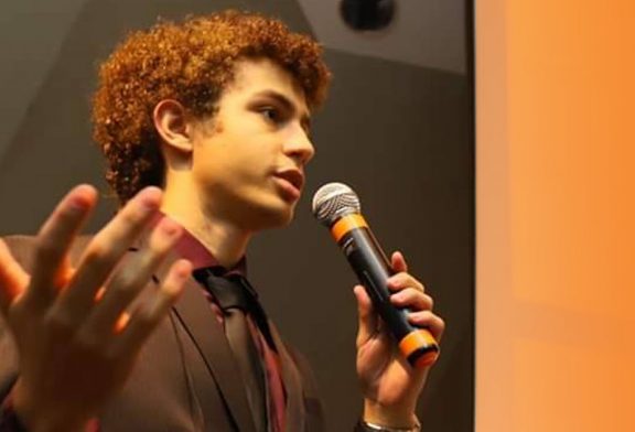 Eleição com jovem candidato ajuda a renovar a política no Brasil