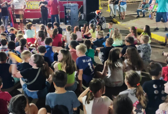 Time gaúcho Operário FC promove ação social aproximando esporte e cultura